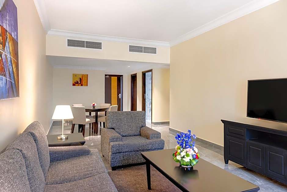 Dream City Hotel Apartments LLC