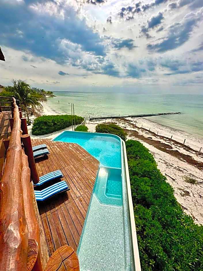 DK Luxury Ocean Front Villa - Adults Only