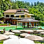 Residence with swimming-pool and thermal pools in Sorano