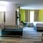 Holiday Inn Express Hotel & Suites Memphis/Germantown