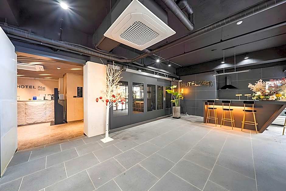 Hotel24ST.UrbanBrown Seosan lakepark
