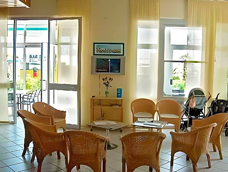 Hotel Trevi
