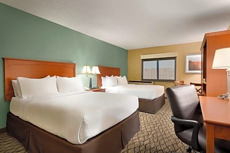 2 Queen Standard Room City View