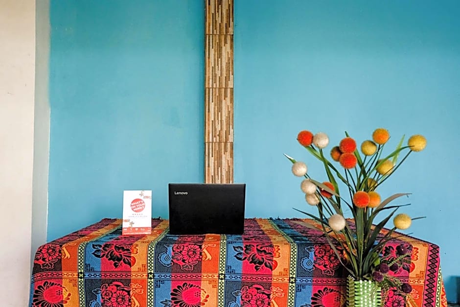 OYO 1784 Hj. Aniek Residence