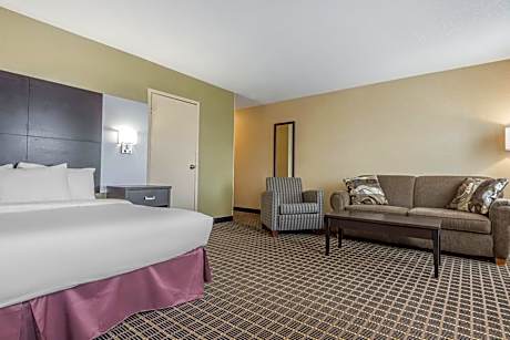 Junior King Suite