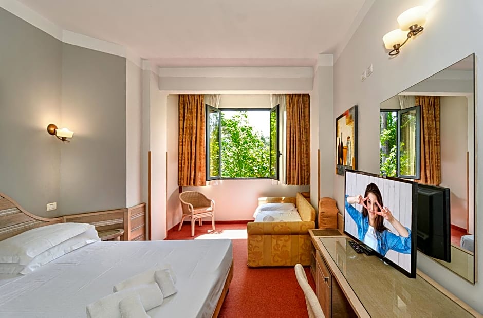 Hotel Nedy