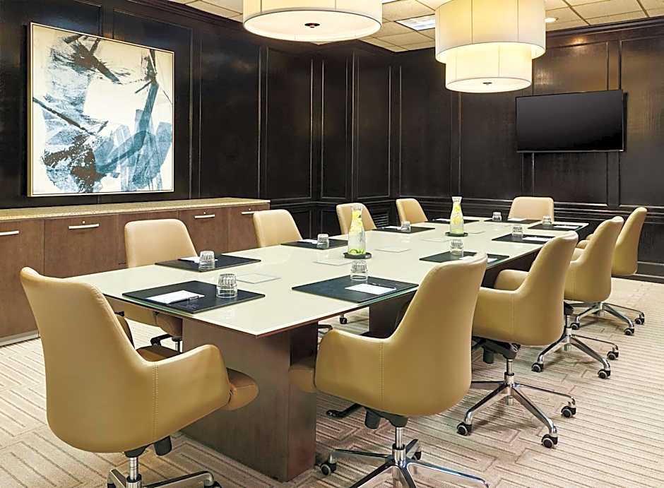 Hilton Kansas City Airport