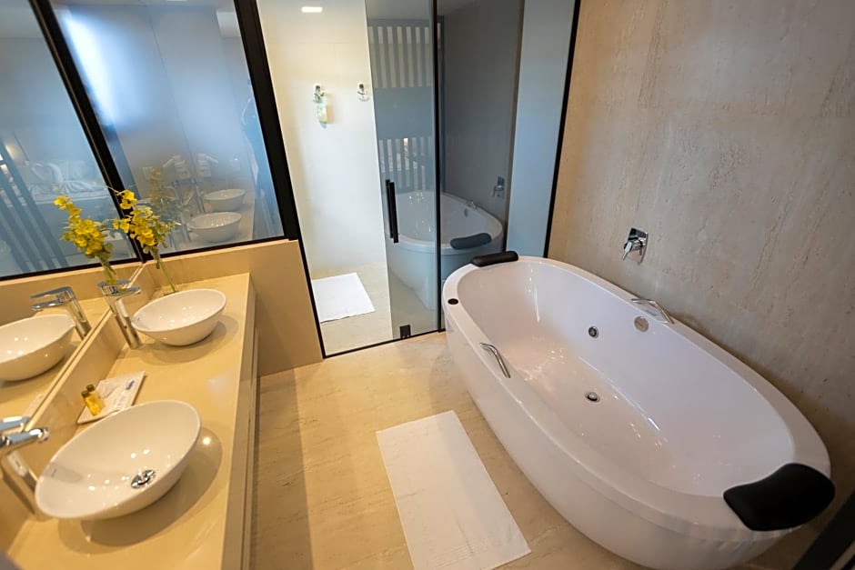 Nadai Confort Hotel E Spa