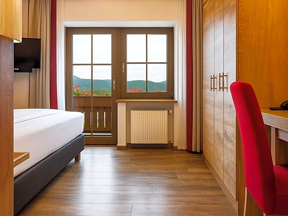 Hotel zur Linde - Bayerischer Wald - aktivCard mit 154 kostenfreien Leistungen - kostenloser Parkplatz