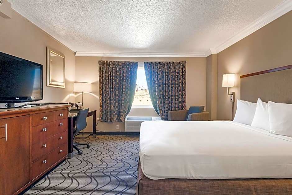Jack London Inn