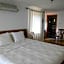 Zephyros Hotel