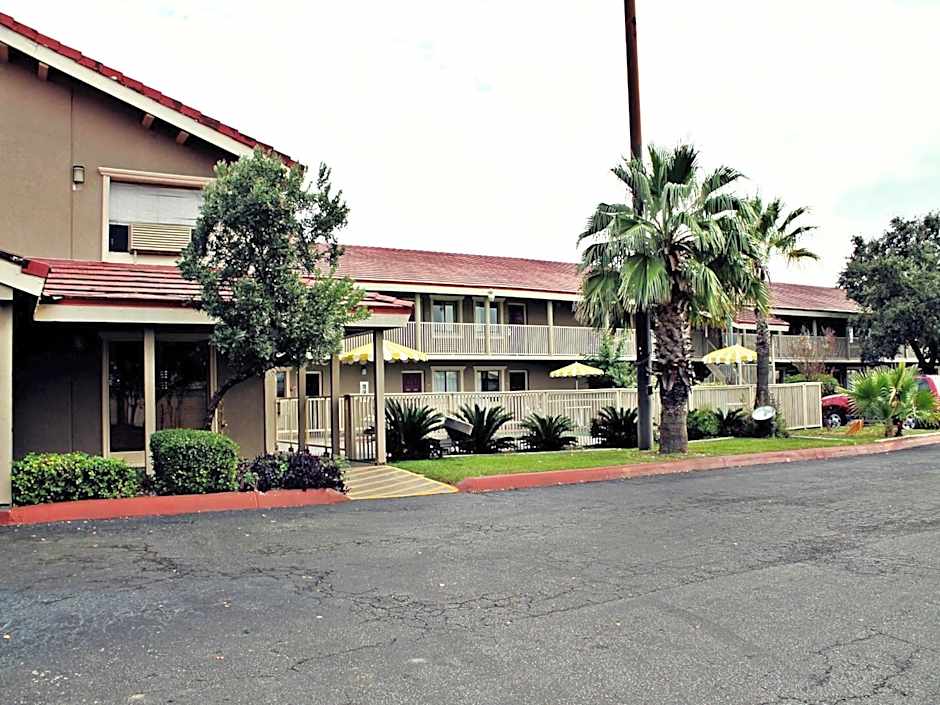 The Inn at Market Square