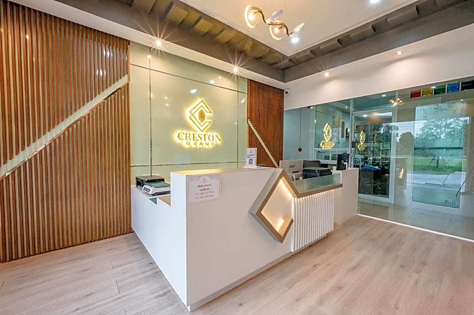 Creston Grand Hotel Suphan Buri