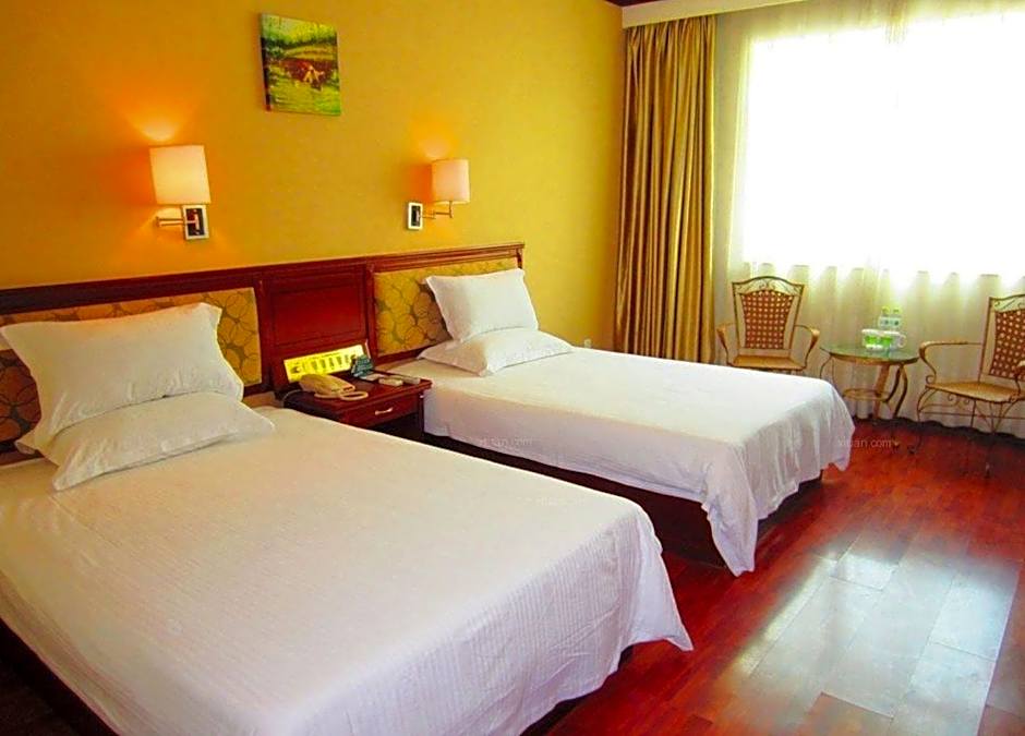 GreenTree Inn Taizhou Tiantai Bus Station Express Hotel