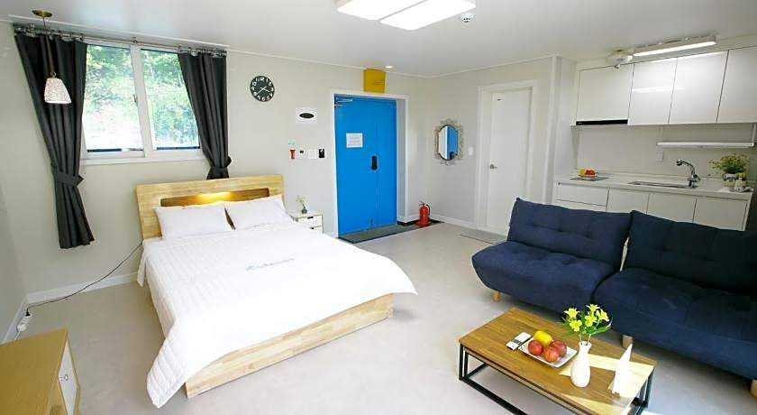 Damyang Thirasia Pension