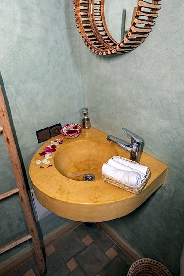 Riad Malayine
