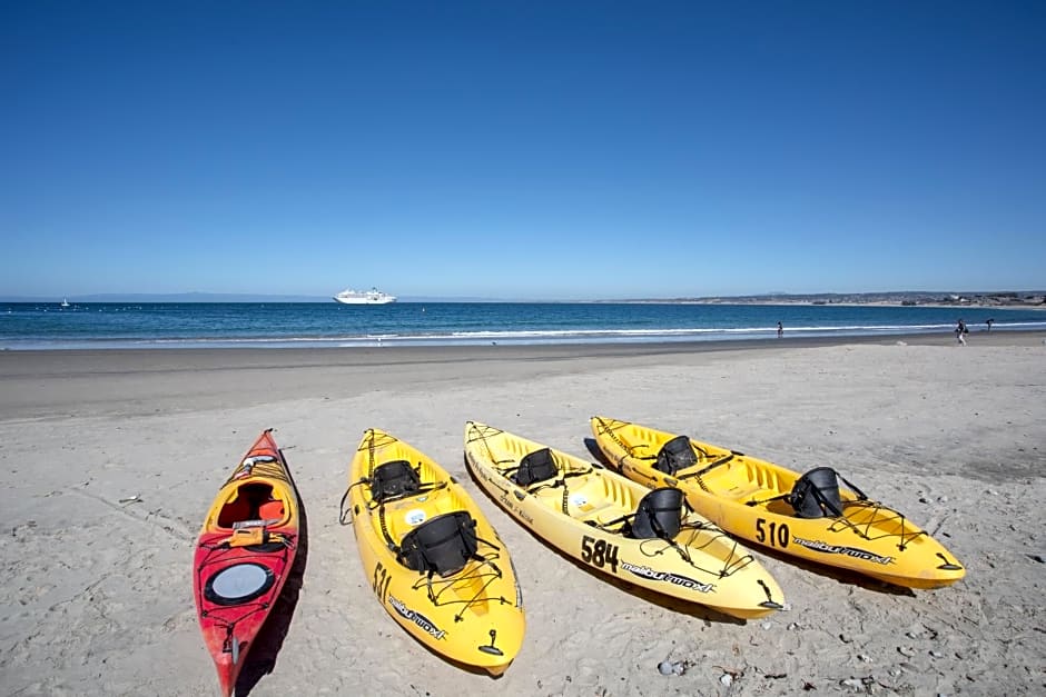 Holiday Inn Express Monterey - Cannery Row