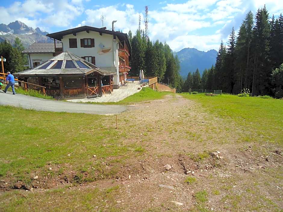 Hotel Pensione Dolomiti
