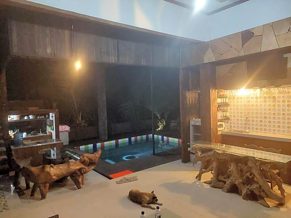 GubuG Art 1 Villa Bali