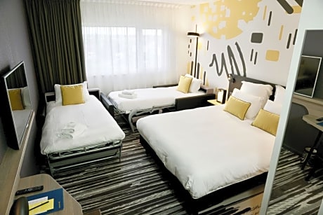 Superior Room With 1 Double Bed And 2 Sofa Beds