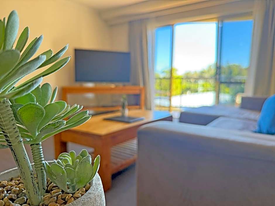 Beachside Holiday Apartments