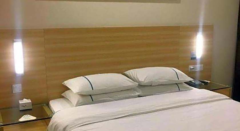 City Comfort Inn Zhongshan Dongsheng One Plus One