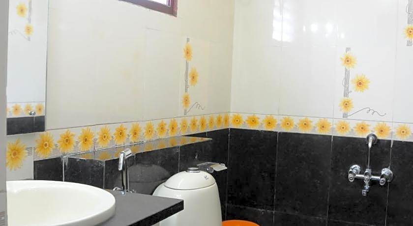 Lloyds Guest House Royapettah – Chennai, IL