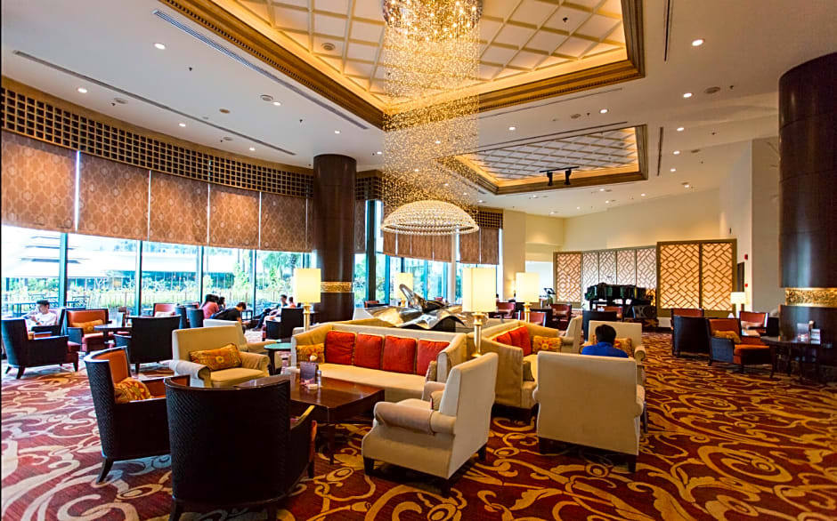 Sedona Hotel Inya Wing