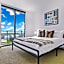 Modern Luxury 2 Bed with Panoramic City Views in Downtown LA