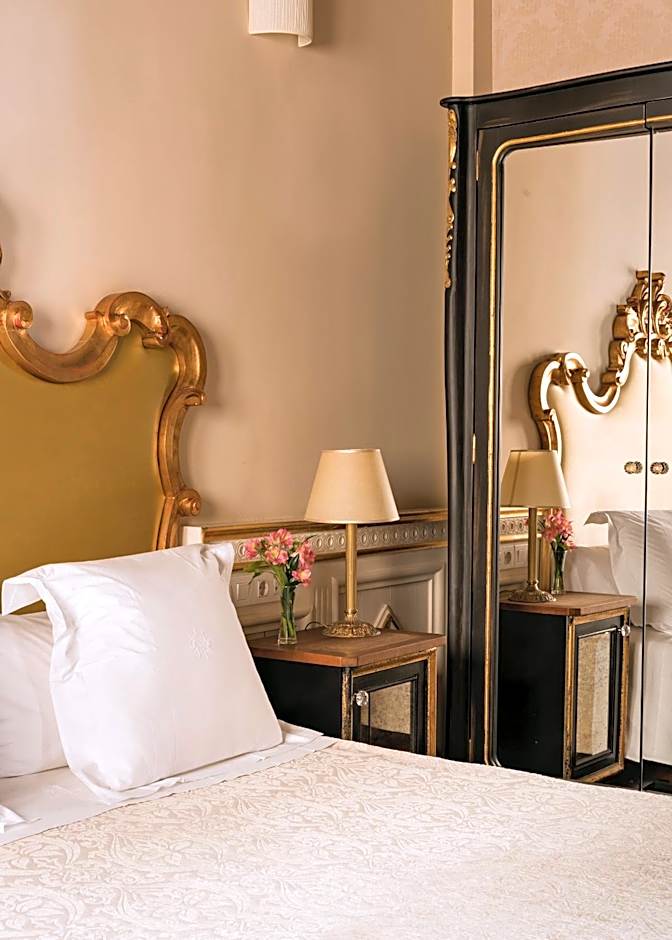 Hotel Casa 1800 Granada