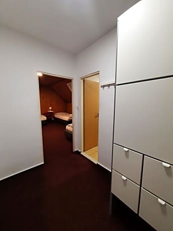 Quadruple Room with Bath