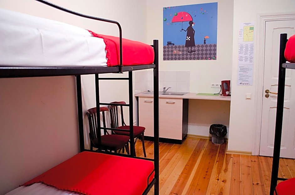 Red Nose Hostel with Self-Check In
