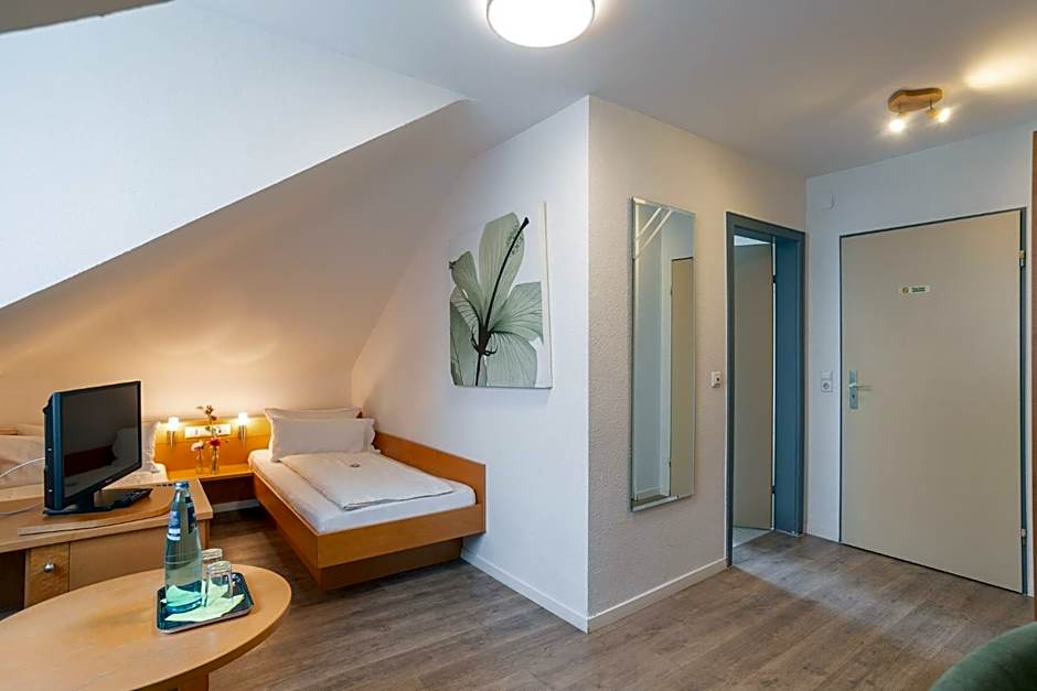 Photo 1 of 7 of Standard 2 Beds