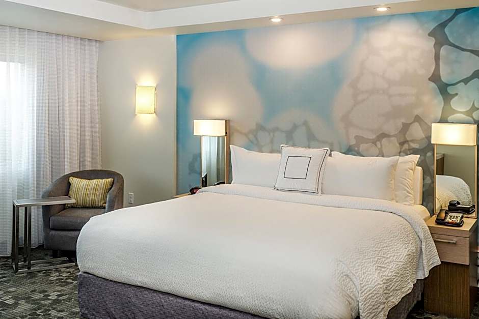 Courtyard by Marriott Somerset