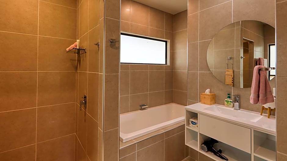 Quaffers on Storm King