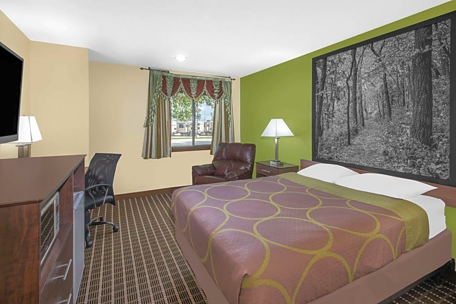 Super 8 by Wyndham Webster City IA