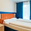 MYKY Aparthotel Harburg - Free Parking