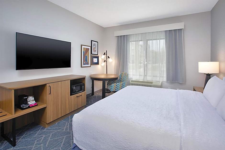 Hampton Inn By Hilton Detroit/Belleville-Airport Area