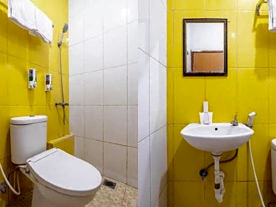 OYO 863 Tenacity Guest House Syariah