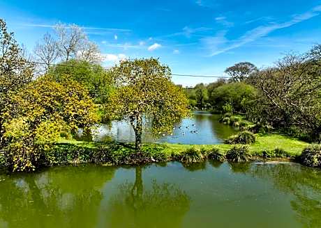 Meadow Lakes Holiday Park
