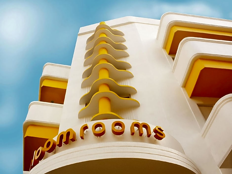 bloomrooms @ New Delhi Railway Station