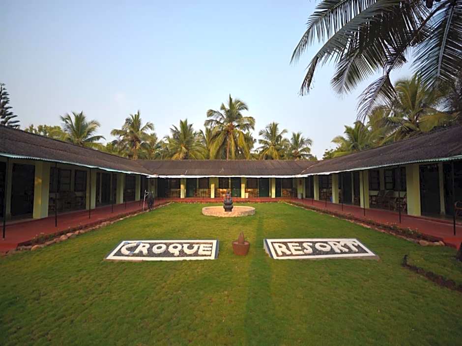 C Roque Resort