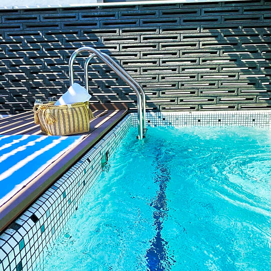 Cadillac Hotel Boutique