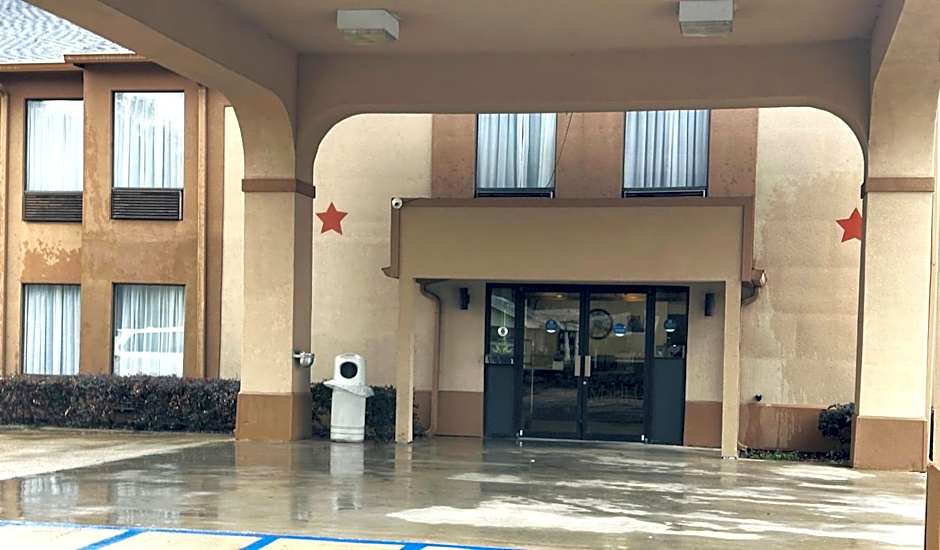 Days Inn & Suites by Wyndham Eunice