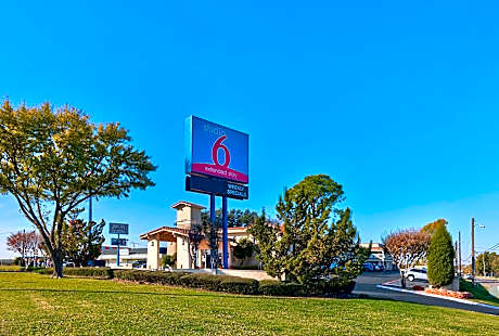 Studio 6-Denton, TX - UNT
