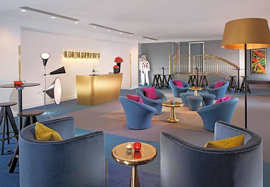 Sea Containers London