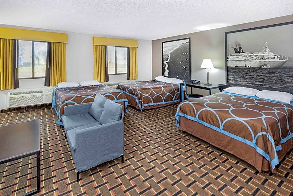 Super 8 by Wyndham League City/Kemah Area