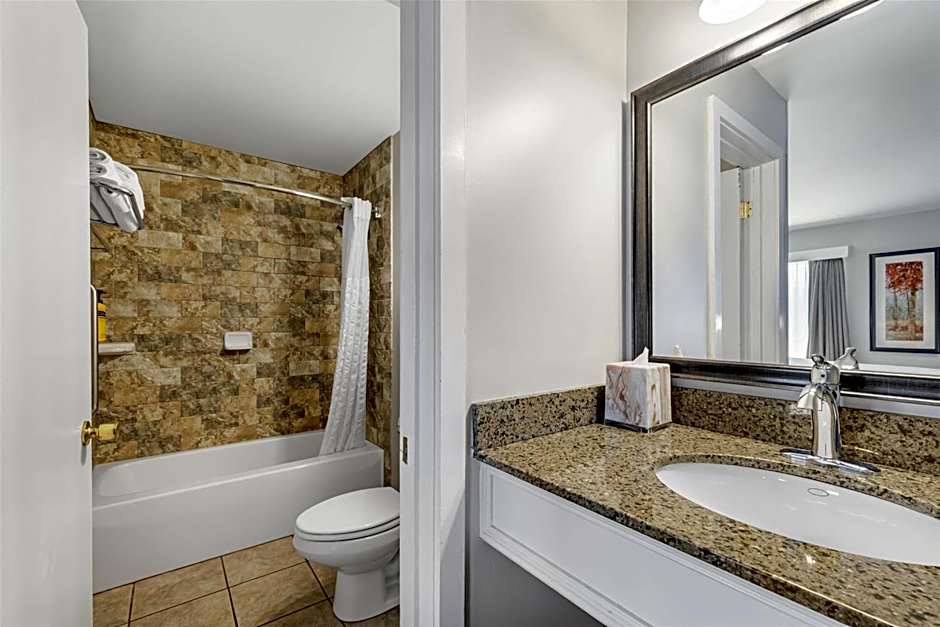 Best Western Plus Windjammer Inn & Conference Center