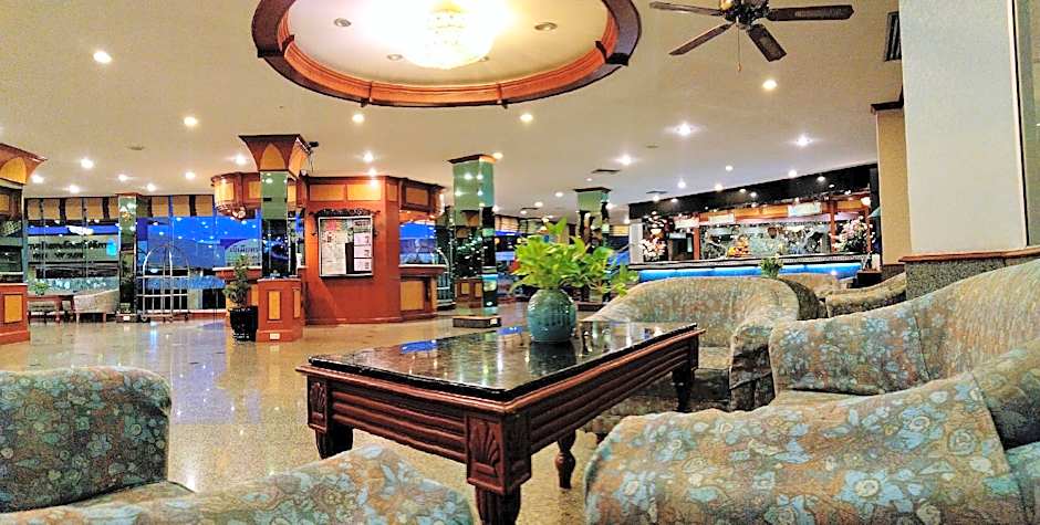 Viangtak Riverside Hotel