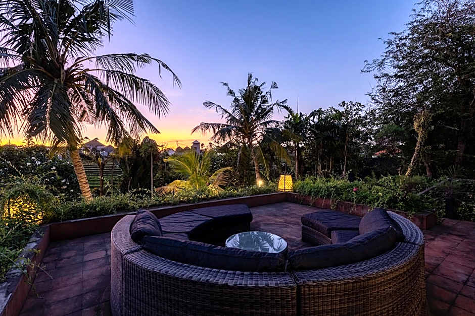 Villa Sajak 5 Bedroom Umalas